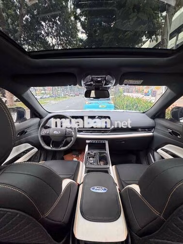 Ford Territory XS Sport 2025 Trắng 4000 Km