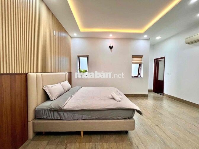 VILLA HỒ BƠI SIÊU ĐẸP 6PN KHU GẦN BIỂN HỒ XUÂN HƯƠNG