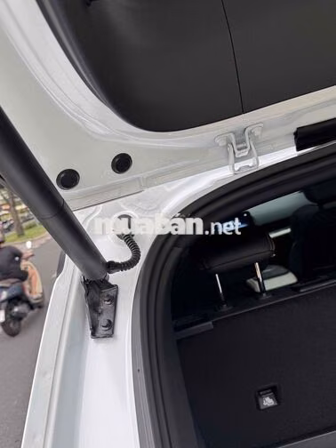 Ford Territory XS Sport 2025 Trắng 4000 Km