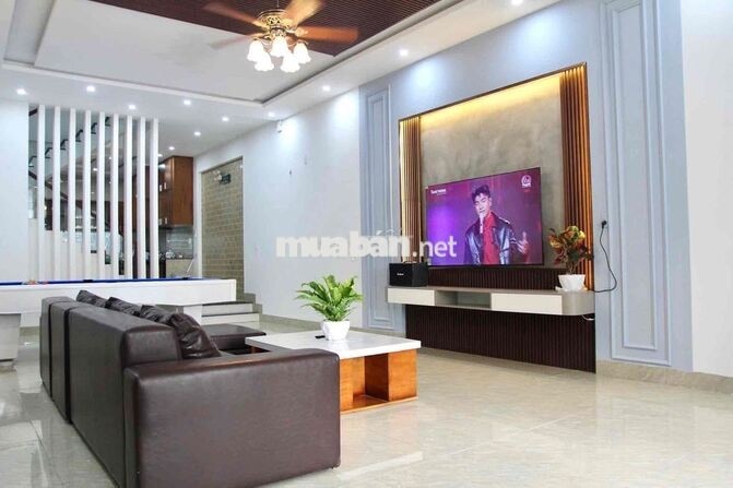 VILLA HỒ BƠI SIÊU ĐẸP 6PN KHU GẦN BIỂN HỒ XUÂN HƯƠNG