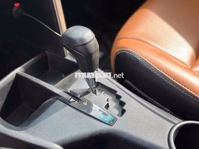 TOYOTA INNOVA 2.0G số tự động sản xuất 2019