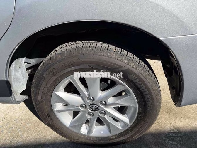 Toyota Innova 2017 Số sàn Bạc