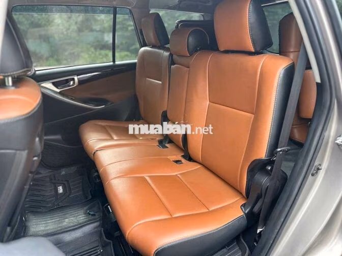 TOYOTA INNOVA 2.0G số tự động sản xuất 2019