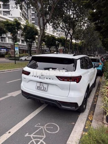 Ford Territory XS Sport 2025 Trắng 4000 Km
