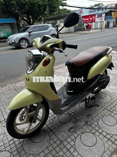 Yamaha Clasico Xe tay ga Tự động