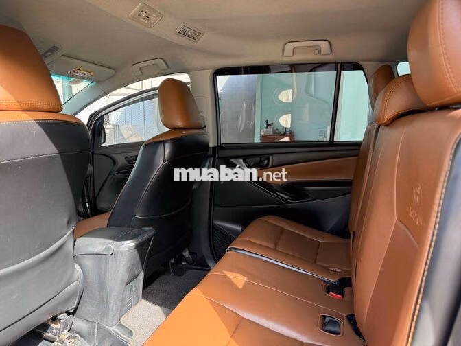Toyota Innova 2017 Số sàn Bạc