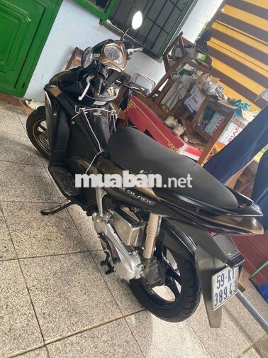 Honda Air Blade Đen vàng