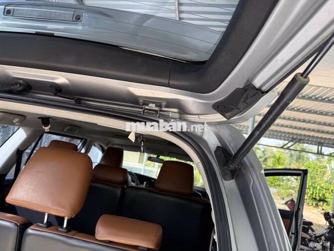 Toyota Innova 2017 Số sàn Bạc