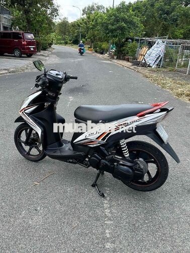 Yamaha Luvias Đen, trắng, đỏ