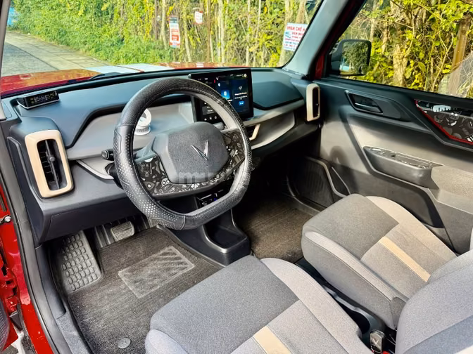 Vinfast VF3 Màu Đỏ Pin Mua Sản Xuất 2025 Odo 8000km siêu mới 