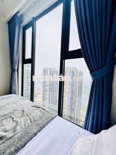 Bán căn hộ 1pn+1  43m -2,8 tỷ kđt Vinhomes Smart City 
