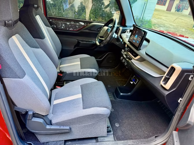Vinfast VF3 Màu Đỏ Pin Mua Sản Xuất 2025 Odo 8000km siêu mới 