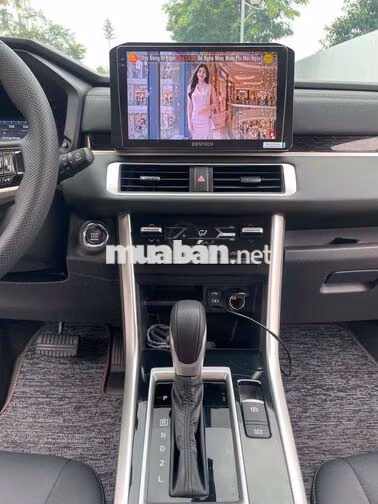 Xpander Premium 2025 fom 2026 mới cứng