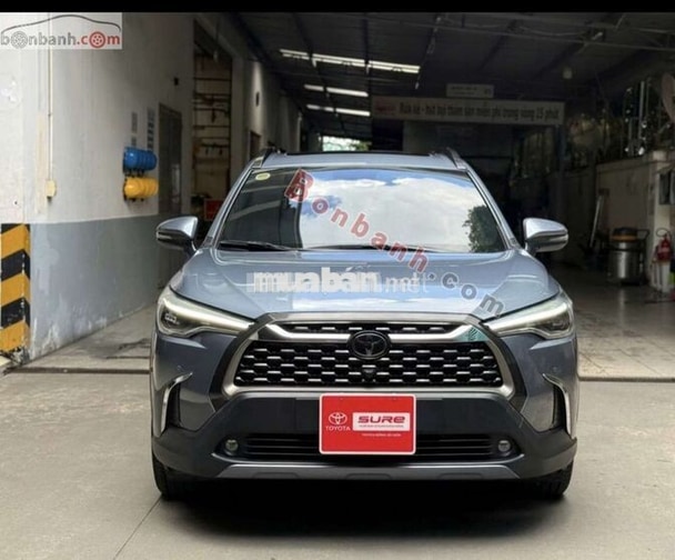 Toyota Corolla Cross V 2021 Xám 85.000km