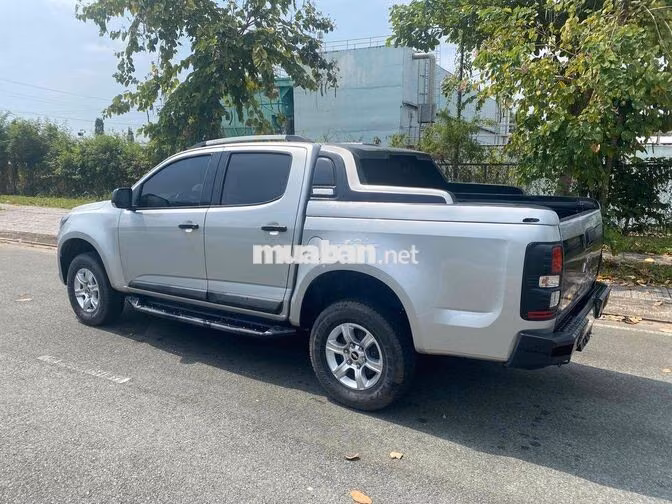 Chevrolet Colorado 2016 Số sàn Bạc 90000 km