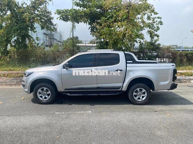 Chevrolet Colorado 2016 Số sàn Bạc 90000 km