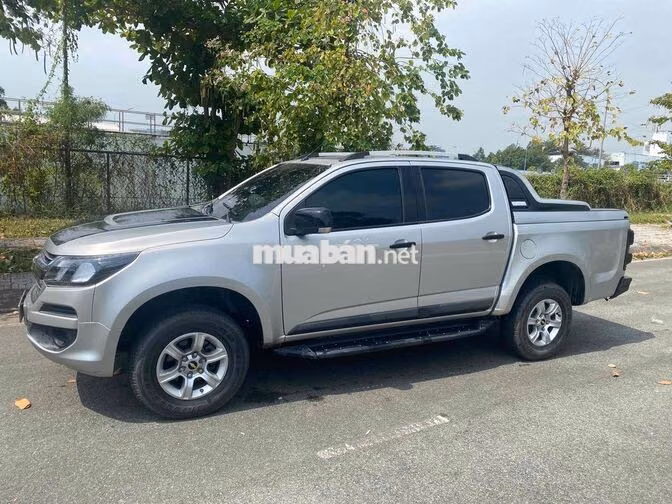 Chevrolet Colorado 2016 Số sàn Bạc 90000 km