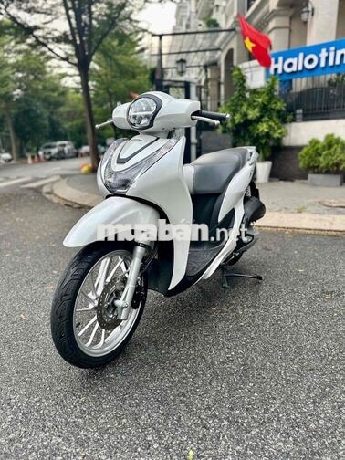 Honda SH Mode 2025 Trắng