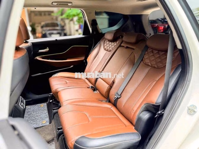 Cần bán Santafe Premium 2021 mode 2022 siêu đẹp