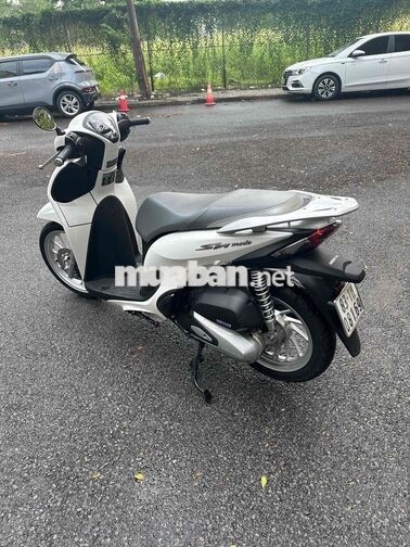 Honda SH Mode 2025 Trắng