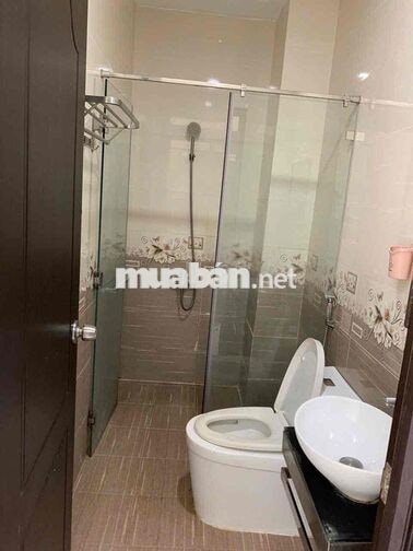 Ban công,full nội thất,trung tâm him lam