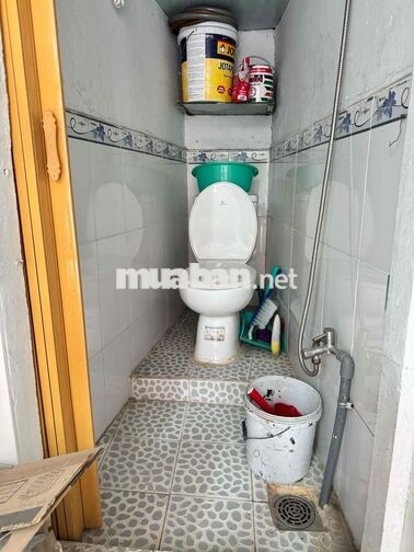 CHO THUÊ NHÀ NHỎ NGUYÊN CĂN - 1 TRỆT - 1 GÁC - 1WC - BAN CÔNG