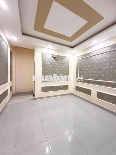 Cho Thuê Nhà Mới Đẹp DT 200m2 1Trệt 1Lửng 2Lầu 4Pn 4Wc Hẻm Xe Tải