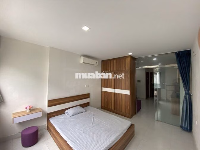 chính chủ cho thuê phòng 1 ngủ 1 khách thoáng mát ô tô đỗ cửa 