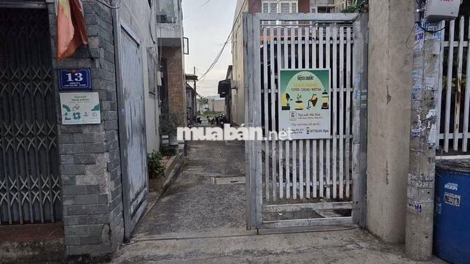 cho thuê 2 kho và 2000m2 đất trống làm xưởng hoặc bãi đậu xe