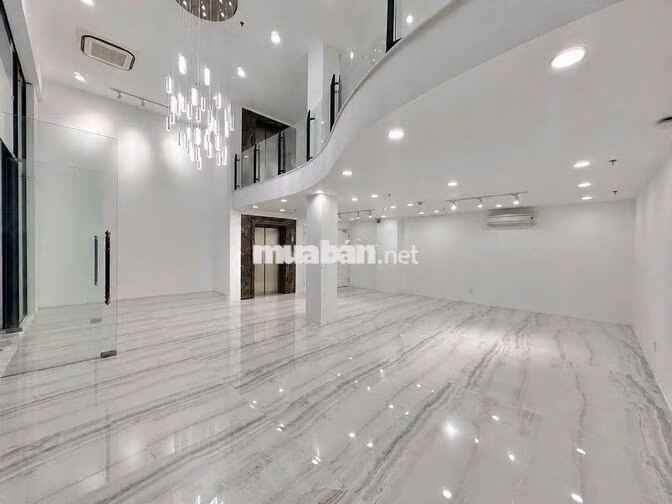 CHO THUÊ TÒA BUILDING MỚI 1280M2 TRUNG TÂM QUẬN 3