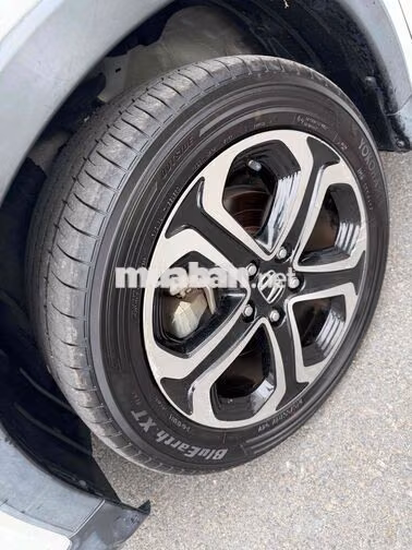 Honda HRV 2018 Trắng 15000 km (1 chủ tp )