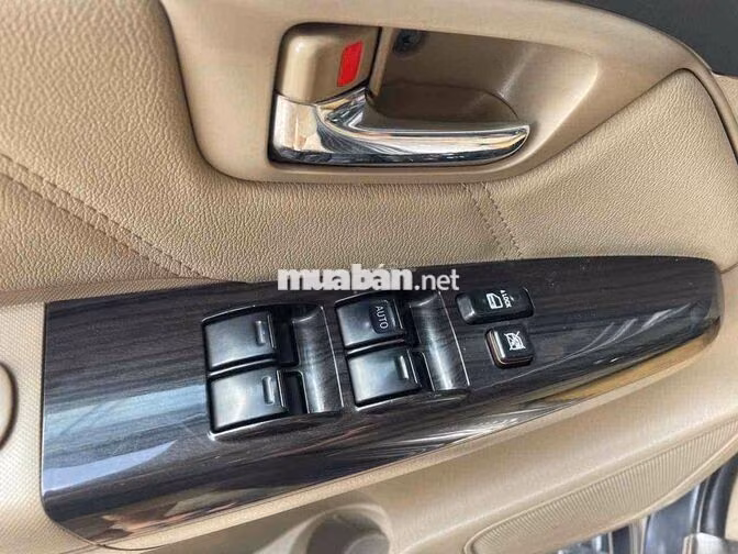 Toyota Fortuner 2015 1 cầu xe xăng stđ Xám