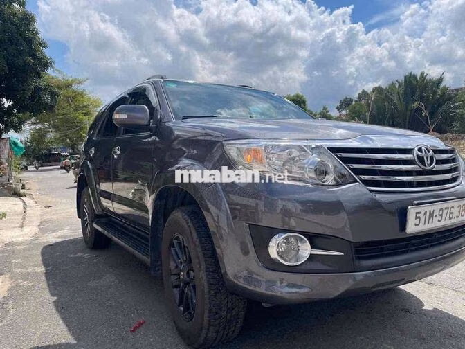 Toyota Fortuner 2015 1 cầu xe xăng stđ Xám