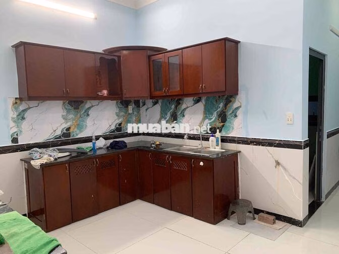 bán nhà rìa khu tái định cư long phú 76m2