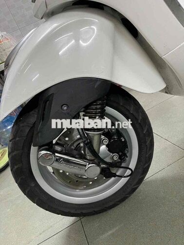 Piaggio Vespa 125cc Trắng
