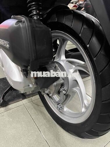 Honda Vision 2020 Đen