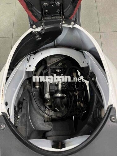 Piaggio Vespa 125cc Trắng