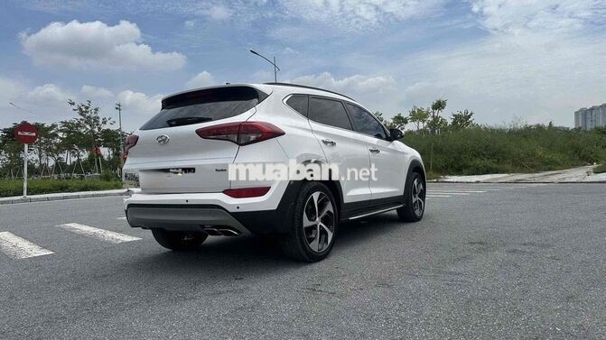 Hyundai Tucson 2018 1.6 Turbo Trắng 5 vạn