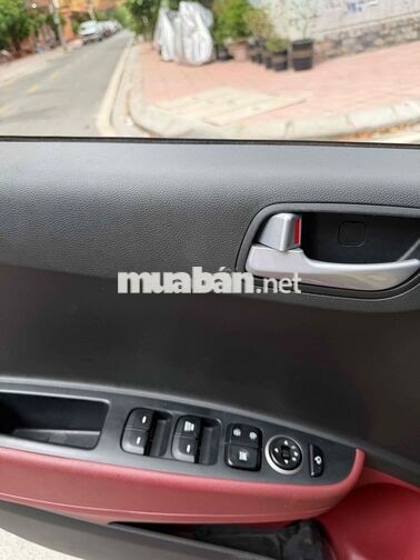 Hyundai i10 2021 Đỏ 5 chỗ