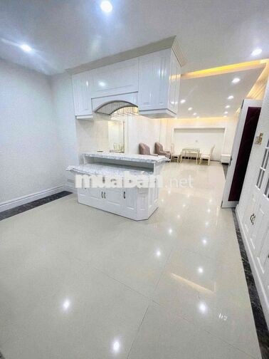 Cho thuê biệt thự 4 tầng mặt tiền #HẢI #CHÂU - ( ngang 15m )