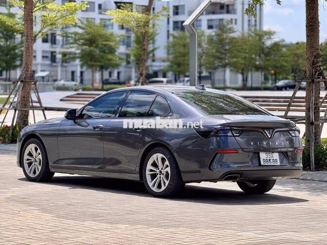Lux A Base 2019 đẹp xuất sắc dàn lốp mới thay