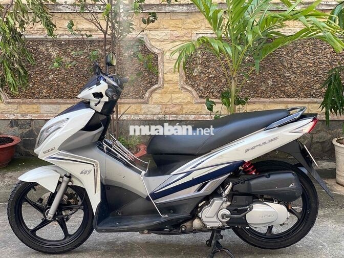 Suzuki Impulse Trắng 2017 Bstp Chính Chủ Ký Giấy