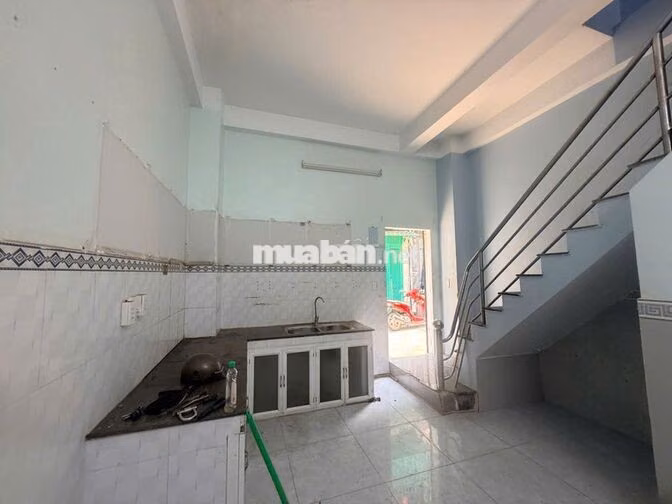 CC cho thuê nguyên căn nhà 115/23/16 Ng Văn Quá Q12, 150m2 3PN 3WC 