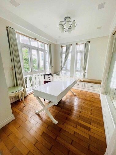 Cho thuê biệt thự 4 tầng mặt tiền #HẢI #CHÂU - ( ngang 15m )