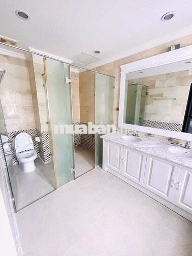 Cho thuê biệt thự 4 tầng mặt tiền #HẢI #CHÂU - ( ngang 15m )