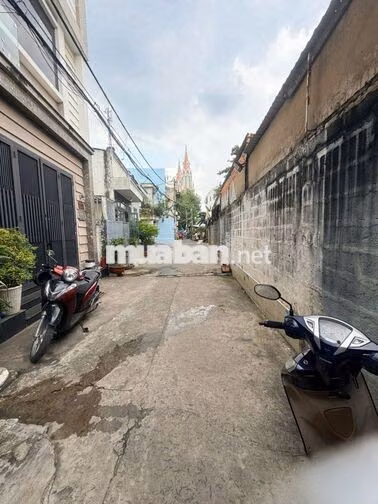 CC cho thuê nguyên căn nhà 115/23/16 Ng Văn Quá Q12, 150m2 3PN 3WC 