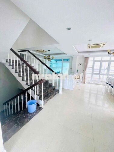 Cho thuê biệt thự 4 tầng mặt tiền #HẢI #CHÂU - ( ngang 15m )