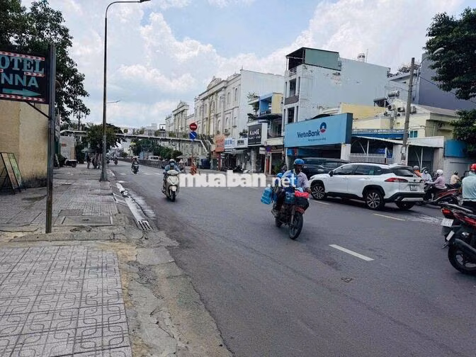 CHO THUÊ NHÀ GÓC 2 MẶT TIỀN PHAN VĂN TRỊ P7 GÒ VẤP
