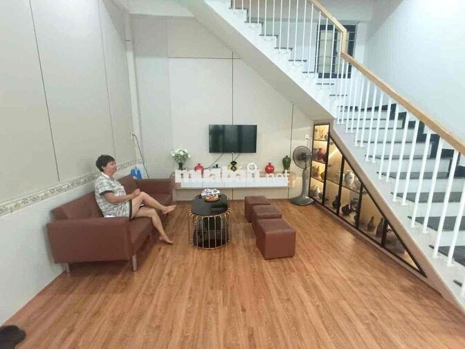 046✨ 🏡 CHO THUÊ NHÀ 2 TẦNG / HOMESTAY MẶT TIỀN TRƯNG NỮ VƯƠNG
