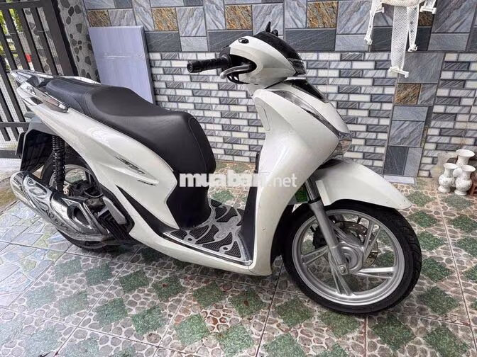 Honda SH 150 CBS 2021 Trắng Dưới 20km